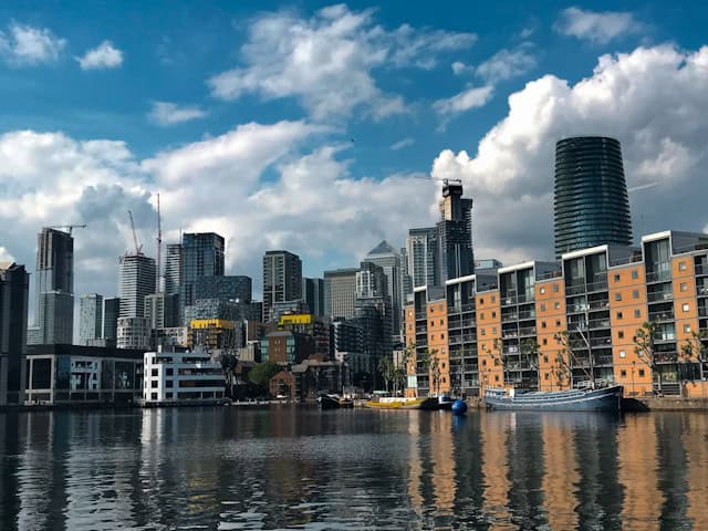 cleaners isle of dogs